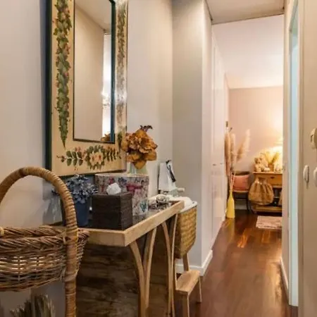 Bella's Charming At Trendy Chiado شقة